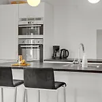 Vakantiehuis 3 Bedroom Beautiful In *