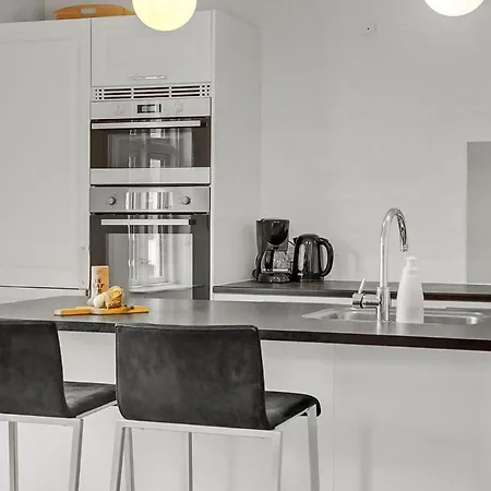 Nyaraló 3 Bedroom Beautiful In *