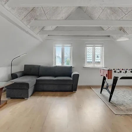 3 Bedroom Beautiful In Holiday home Bryrup
