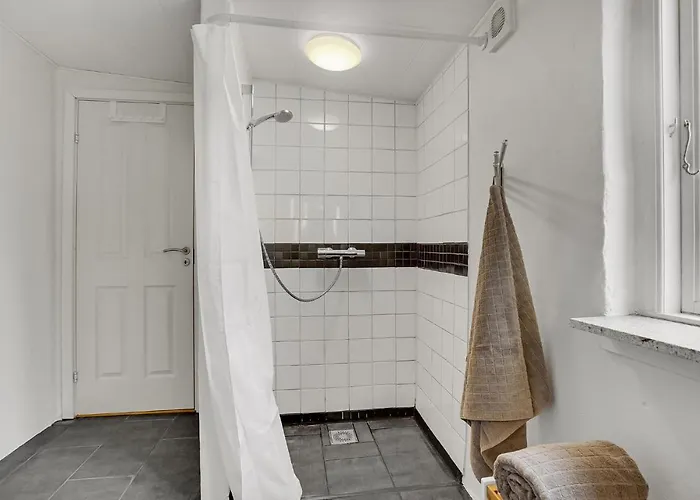 3 Bedroom Beautiful In *